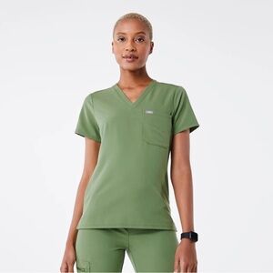 Figs scrub top XS